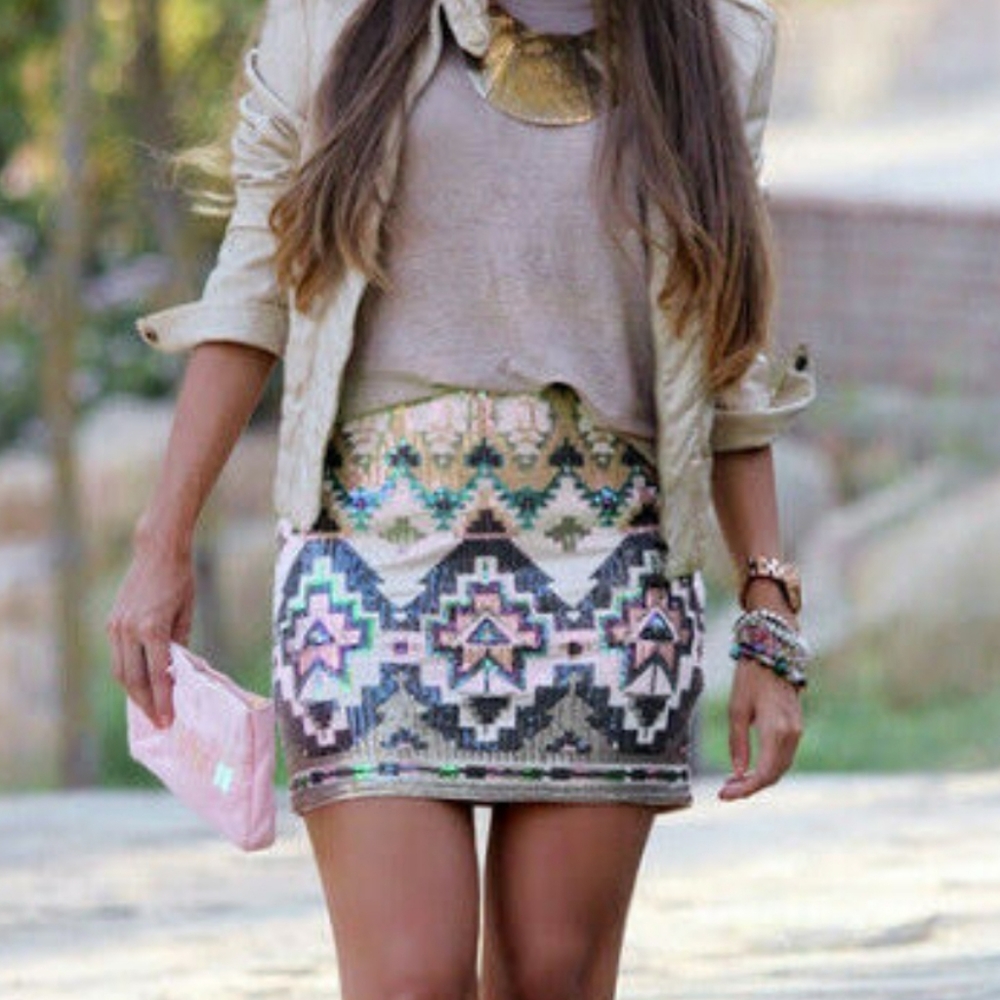 Express NWT‎ southwestern print sequin mini skirt